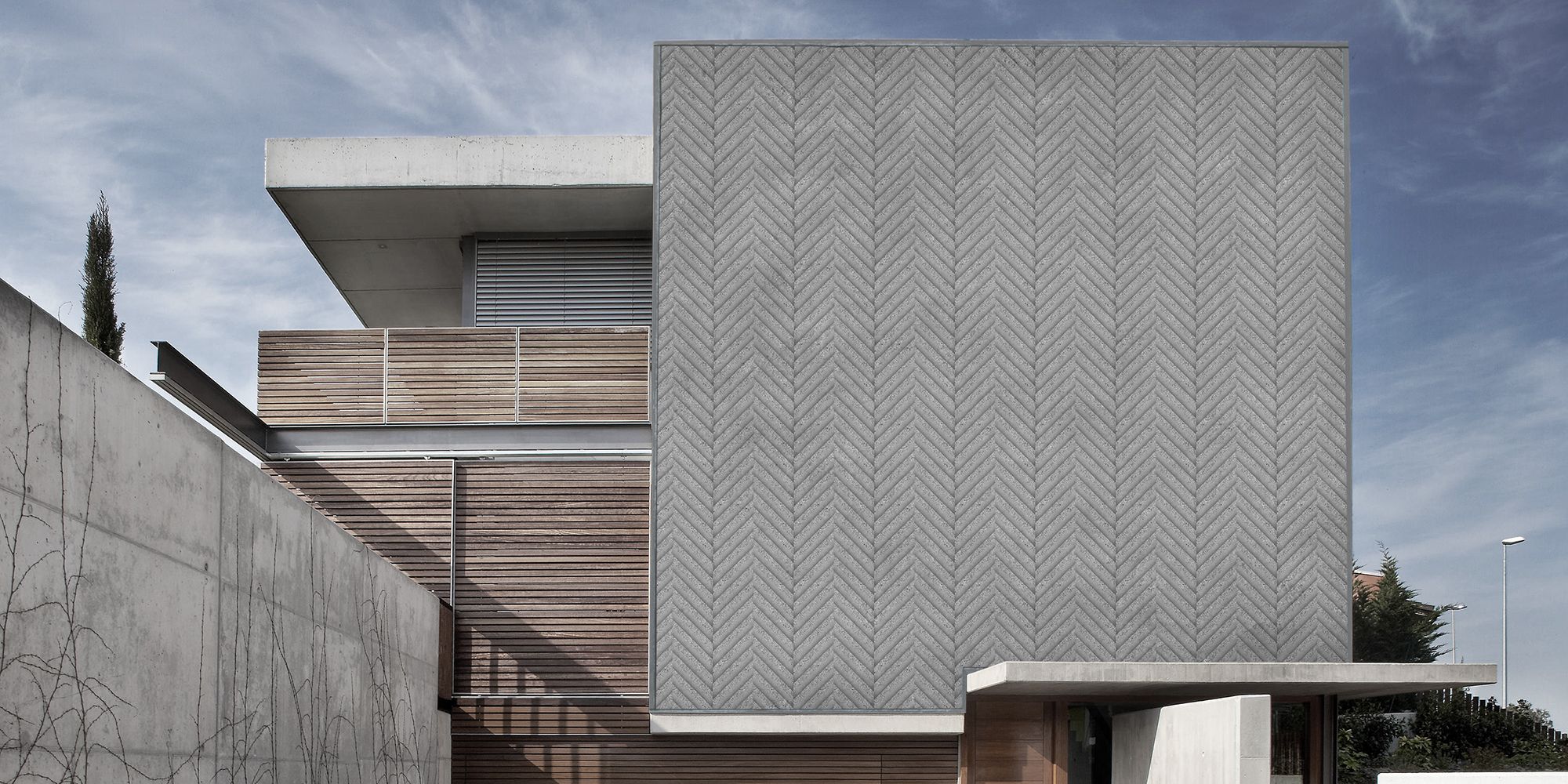 Wallpaper - Outdoor/Wet at Pure Interiors