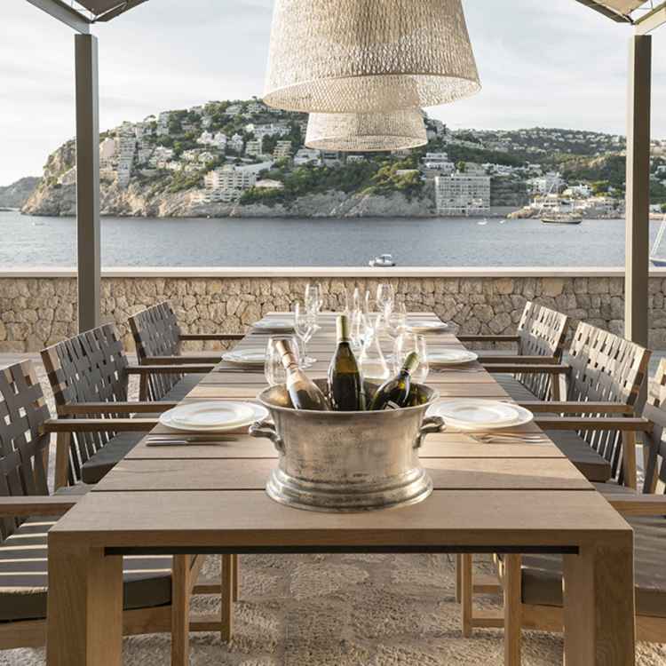 ​RODA | Timeless entertaining | Pure Interiors