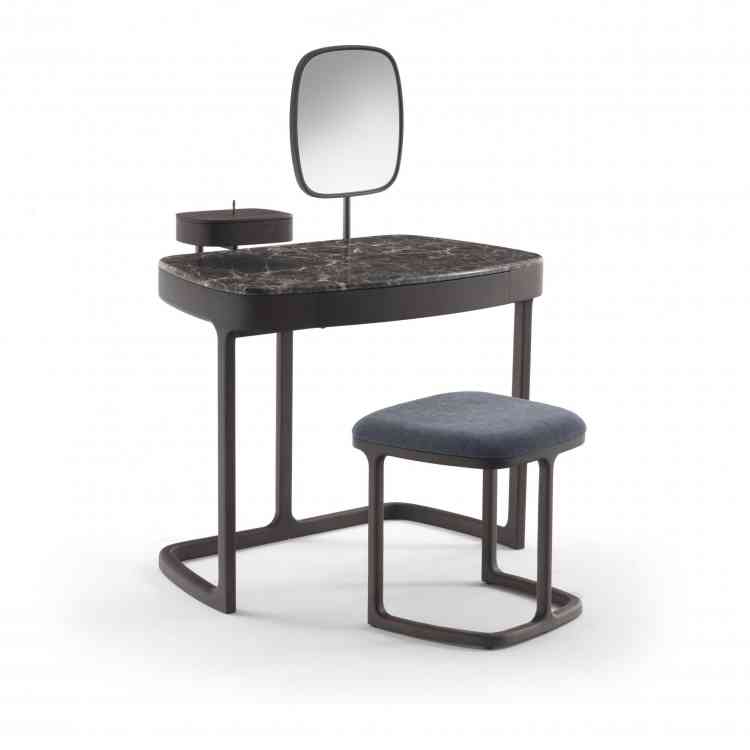 Maskara coiffeuse from Poradaat Pure Interiors 