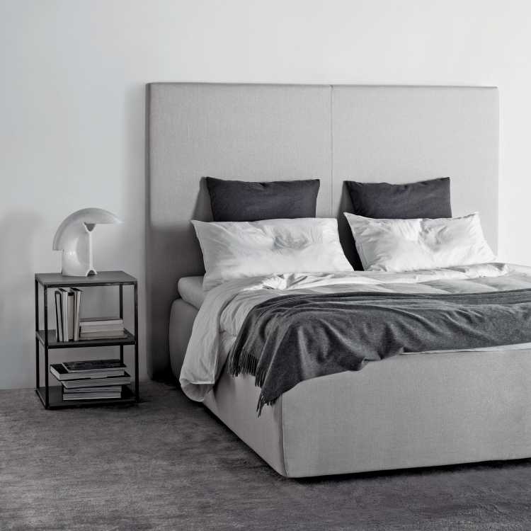 Tuyo Plain Bed from Meridianiat Pure Interiors