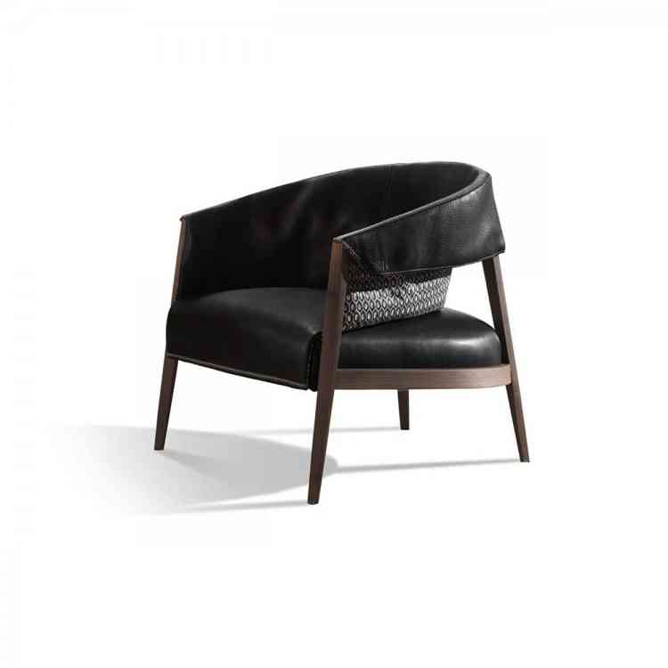Liza from Frigerioat Pure Interiors