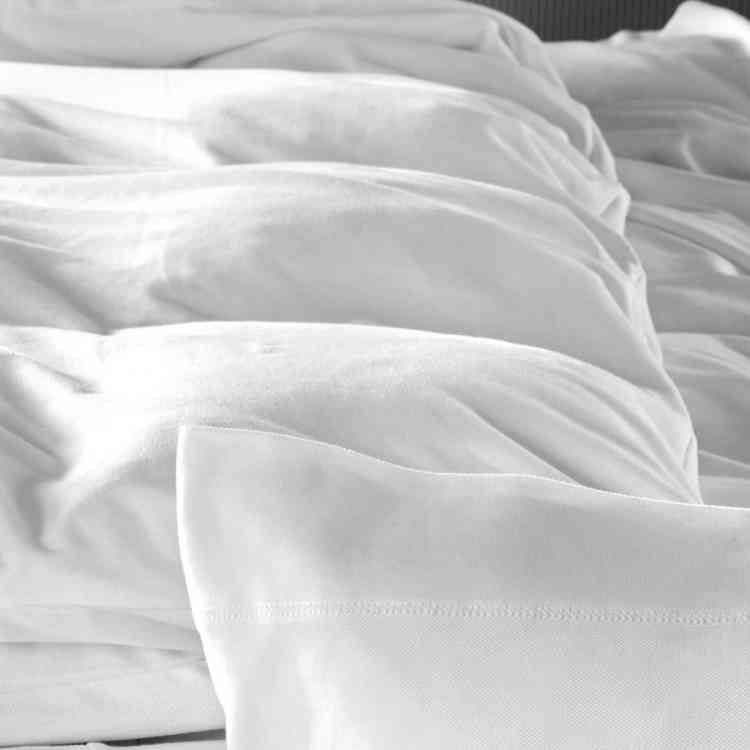 Jersey Bedding by Ivano Redaelli from Pure Interiors | 